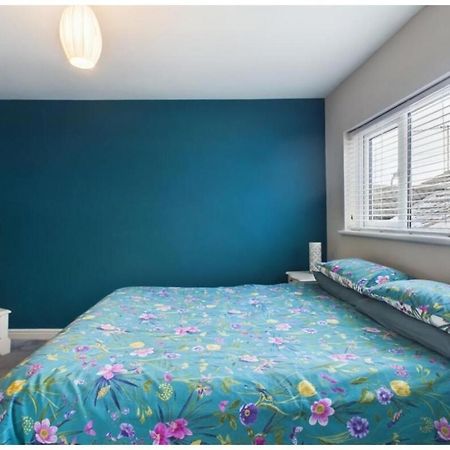 Tallets Apartment With Balcony & Parking Tewkesbury Exterior foto