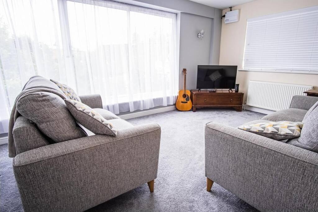 Tallets Apartment With Balcony & Parking Tewkesbury Exterior foto